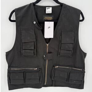 NWT Nike Life Men's Black Cotton/Nylon Utility Vest FN3214-010, Size SMALL